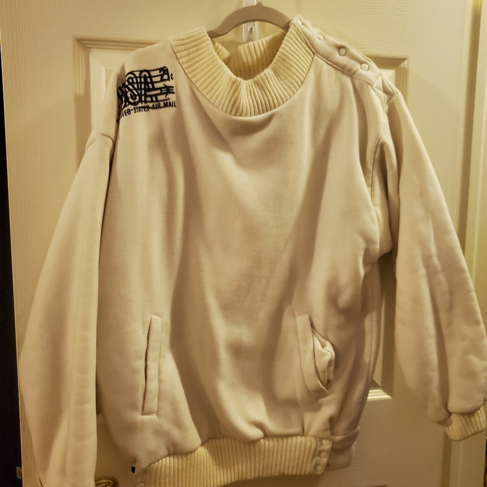 Sweater - Picture 4 of 14